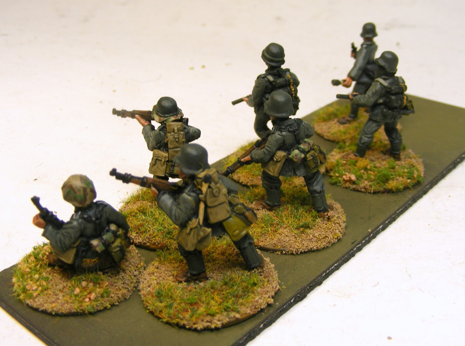 Figurine 28mm – Stug IV Allemand WW2 – Peinte – Pour Bolt Action – Échelle 28mm
