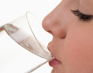 7 Akibat Serius Malas Minum Air Putih