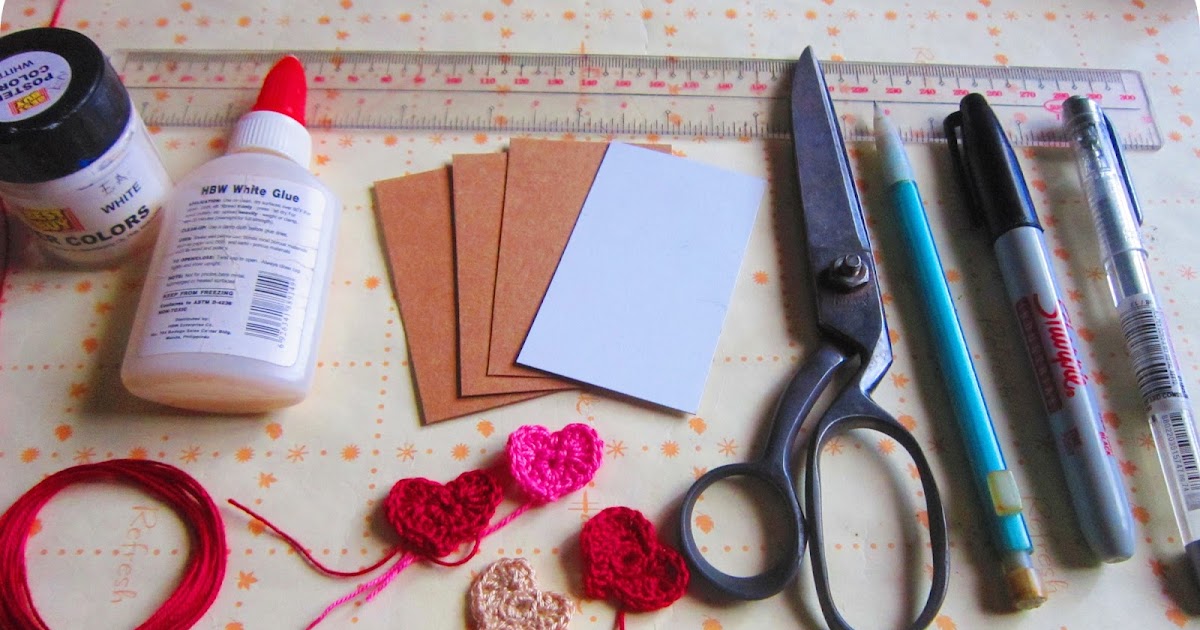 A Blog about Misselayneous Things: DIY Valentine-themed gift tags