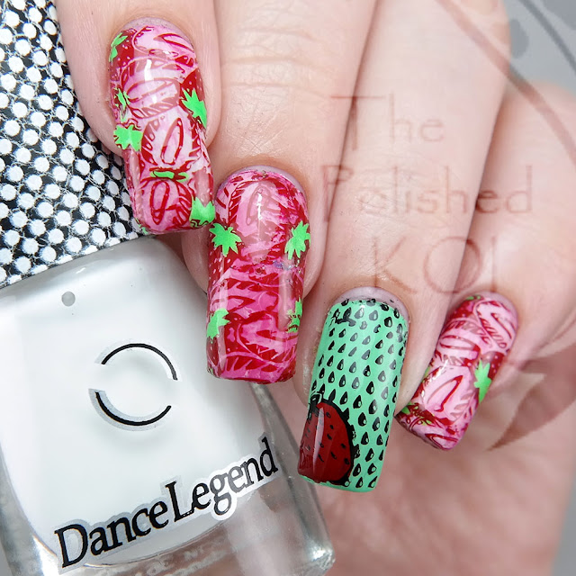 Tropical strawberry nail art