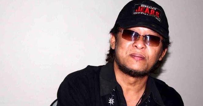 Download Lagu Deddy Dores Mendung Tak Berarti Hujan Mp3 Download Lagu Deddy Dores Mendung Tak Berarti Hujan Mp3