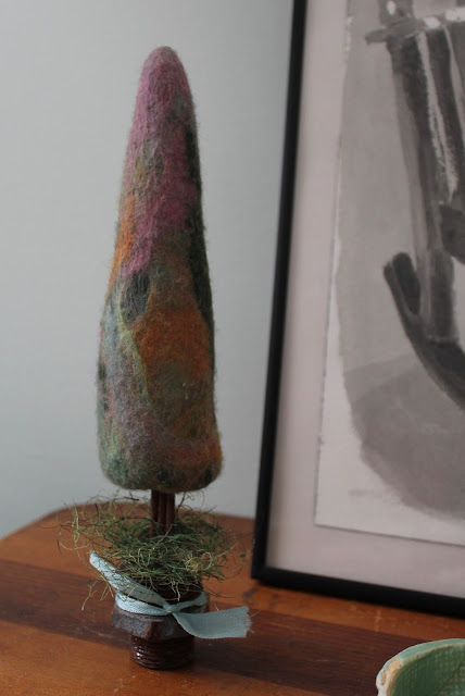 felted tree decoration linda nelson at the createaerie