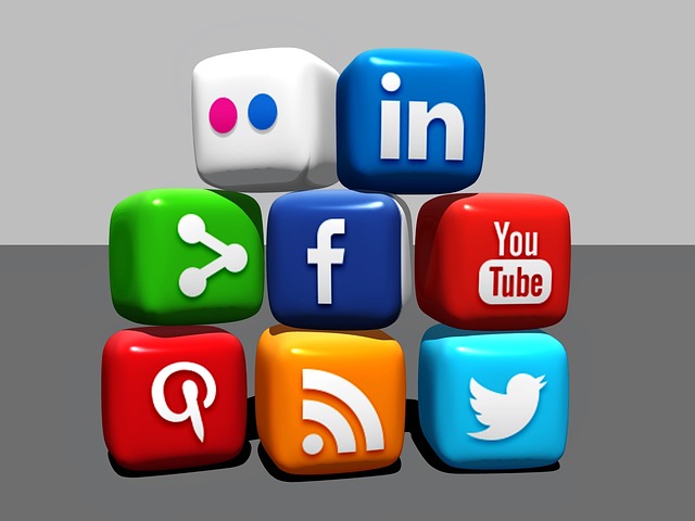 Send Blog Posts to Social Media Websites