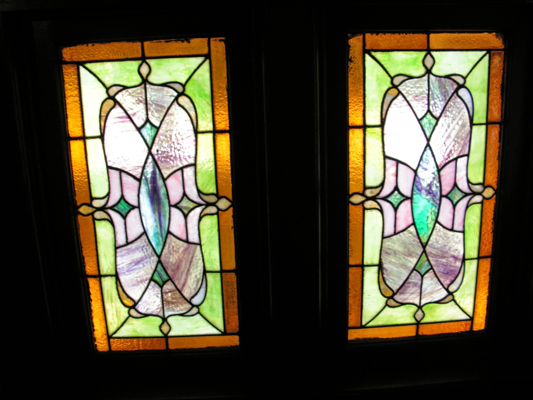 1900 Victorian Home Restoration: Stained glass windows