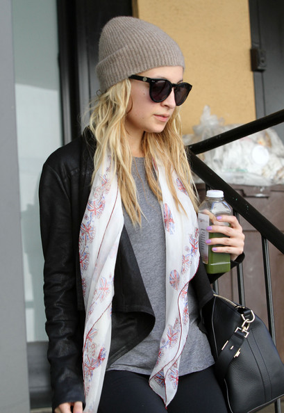 NICOLE RICHIE NEWS: SPOTTED: Nicole Richie leaving her Tracy Anderson class