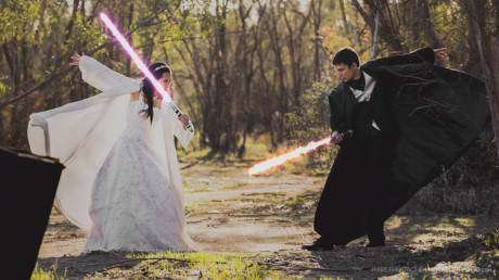 Bo anh cuoi phong cach Star Wars cua cap doi yeu nhau 8 nam - Anh 3