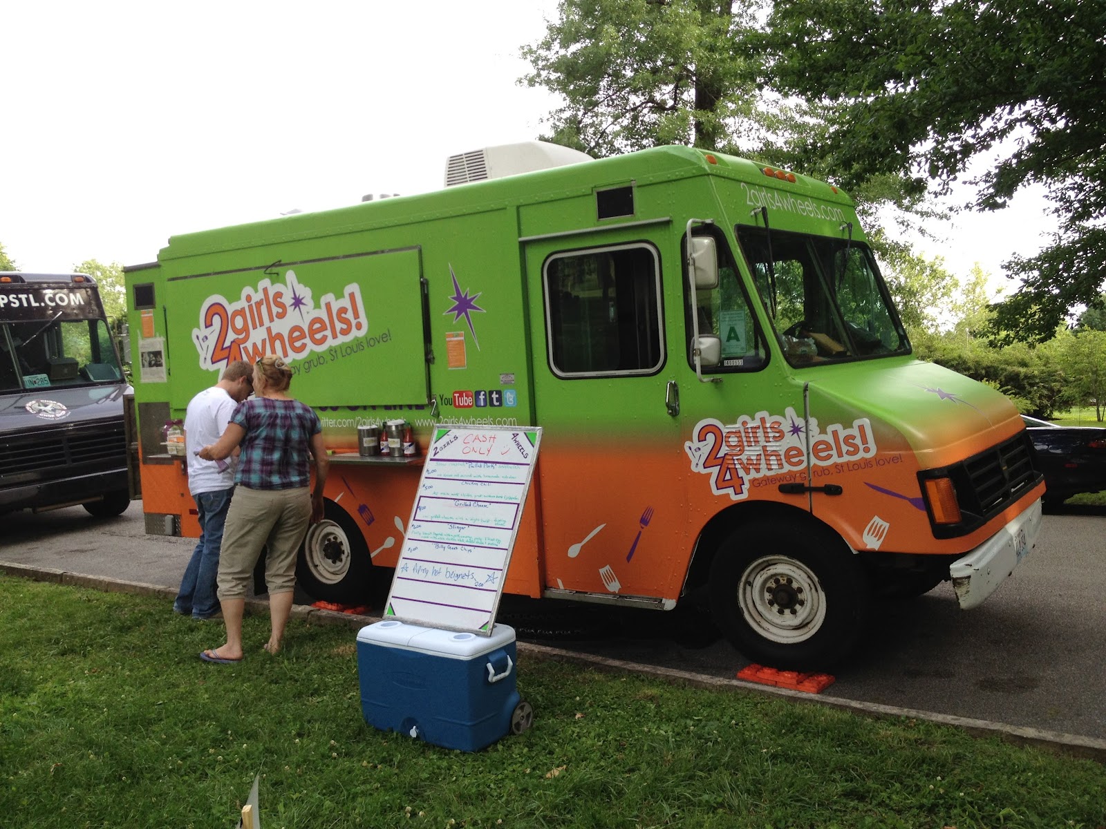 The Heather Jones Bucket List New Thing 75 Food Truck Friday