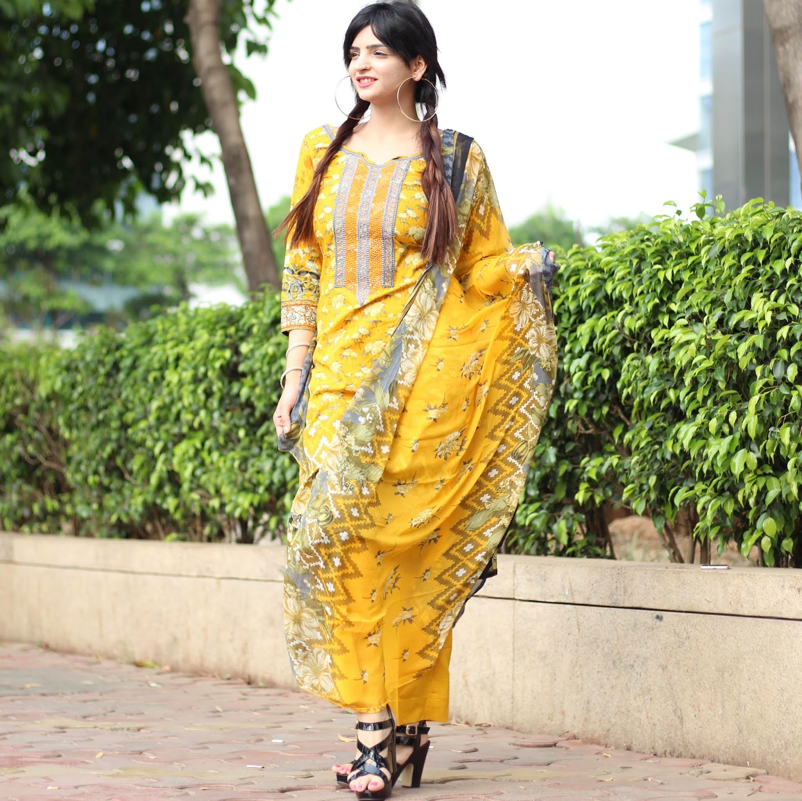 Indian Lifestyle Blog Craftsvilla World Ethnic Day Fit As A Fiddle