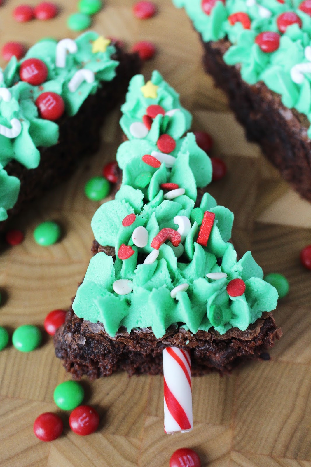 Kylee's Kitchen: Festive Christmas Tree Brownies