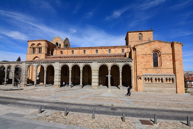 La basilique San Vicente d'Avila, lieu de martyr. La basilique San Vicente d'Avila, lieu de martyr.