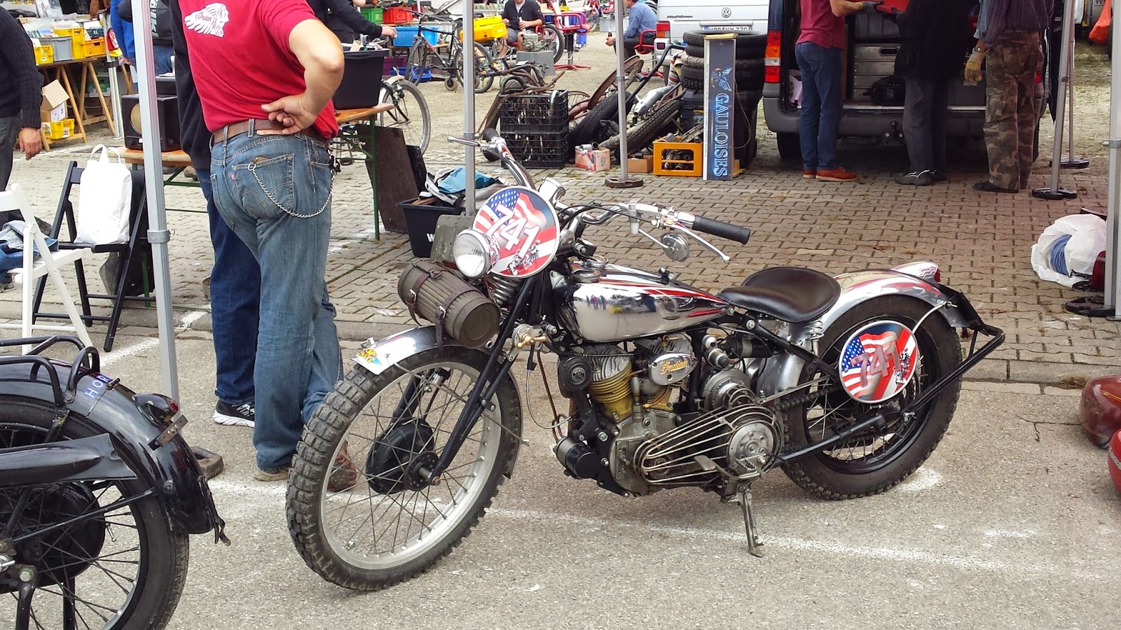 Moped Garage Kalender