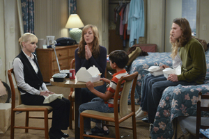 Mom - Episode 2.02 - Figgy Pudding and the Rapture - Press Release