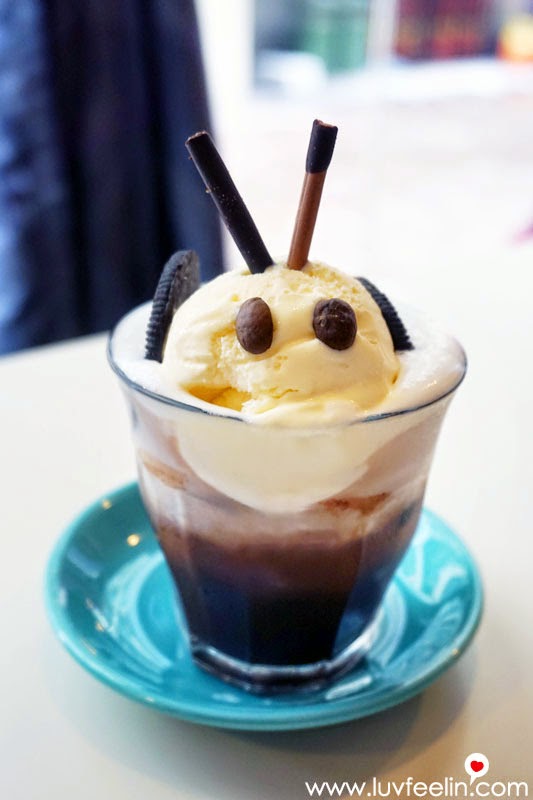 CAFFEiNATED Puchong Dark Chocolate Float
