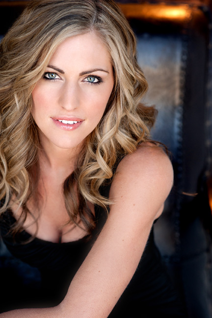 leopard print wallpaper: Gilli Messer Photos and Wallpapers