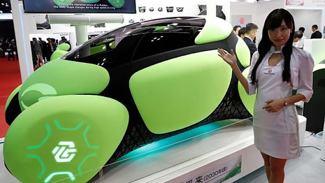 Tokyo Motor Show 2017: Flesby II concept has airbags outside the car, The body panels of the Flesby II ultra-compact vehicle are covered by a soft, next-generation rubber, current and future cars, auto shows