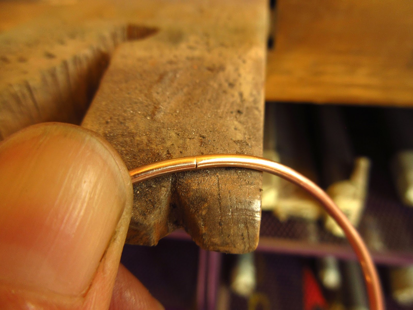 The Bronze Wire Splitting Solder Joins Mystery