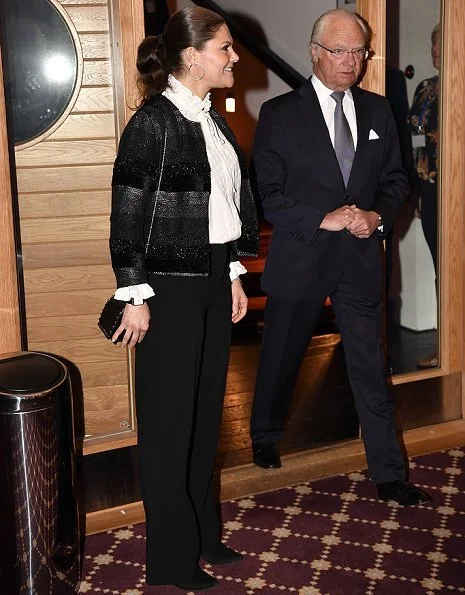 Crown Princess Victoria attend National Conference at Högfjällshotell in Sälen. Af Klingberg rakel boots, blue blazer