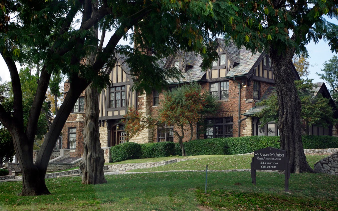 Paisley Curtain Historic houses of Tulsa