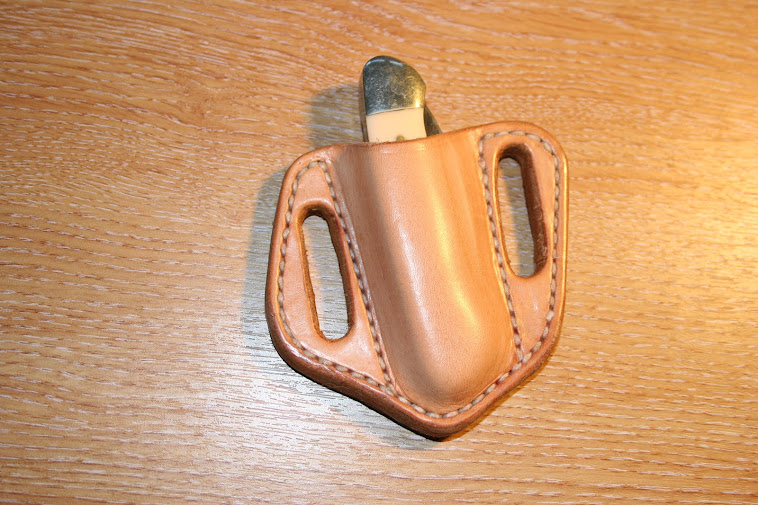 'Pancake' sheath for canoe style penknife