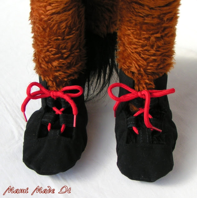 Booties for the Fox - Schuhe für den Fuchs