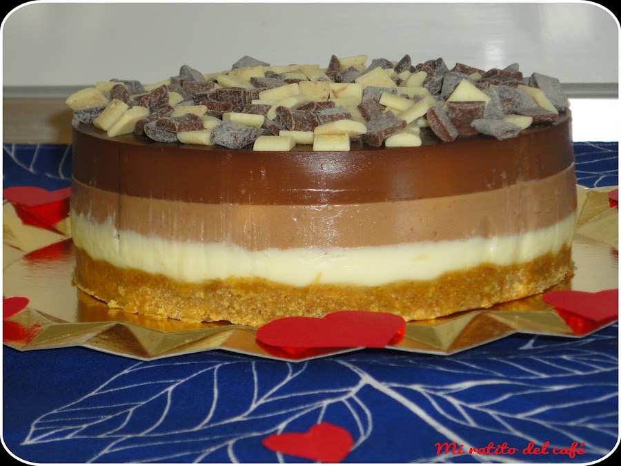 Tarta tres chocolates