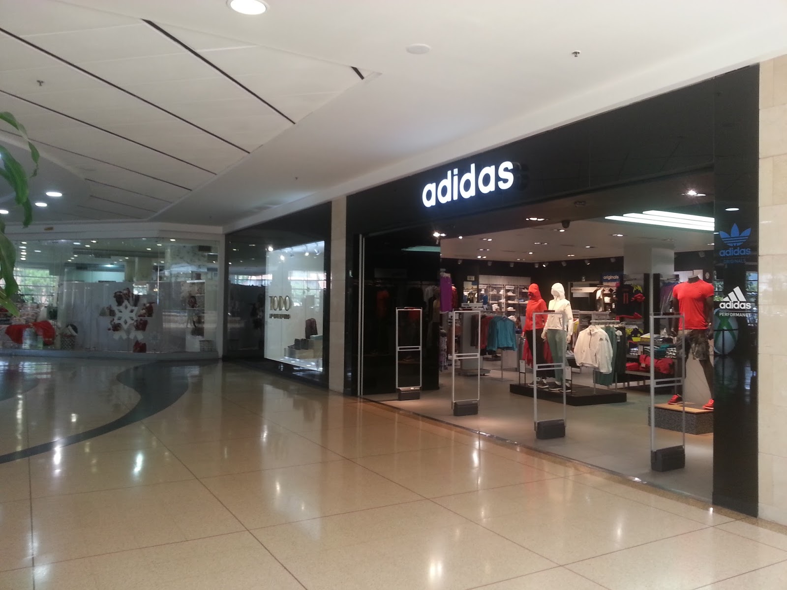 adidas store colombia