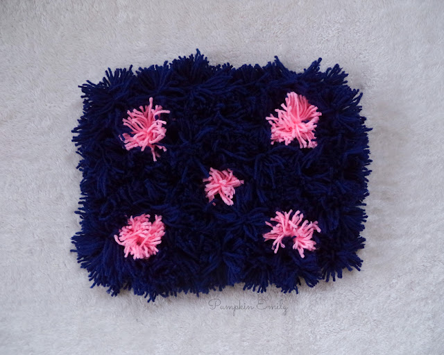 Easy DIY Pom Pom Rug + 2 Easy Ways To Make Pom Poms