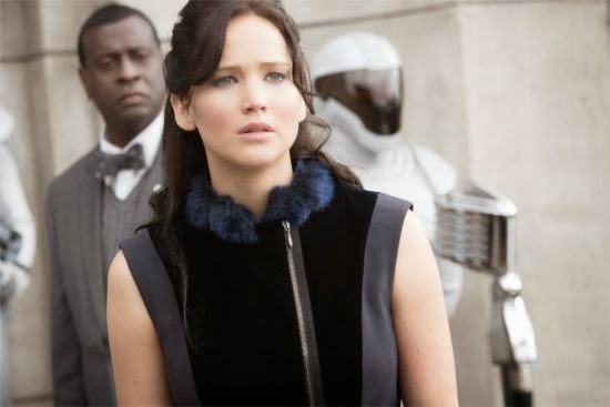 The Hunger Games Catching Fire review movieloversreviews.filminspector.com