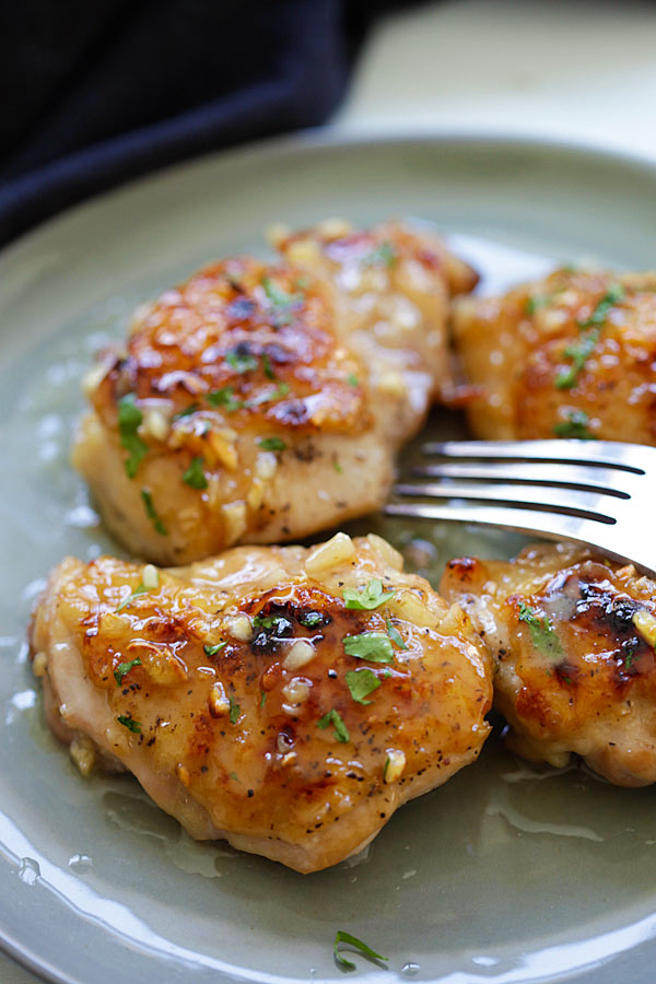 Honey Dijon Garlic Chicken Recipe Foodandcake789