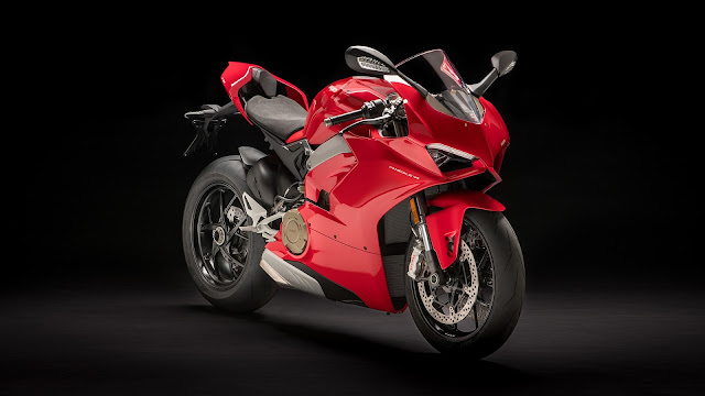 2019 Ducati Panigale V4, Multistrada 1260 S and Monster