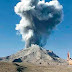 EL TICSANI UN VOLCAN APUNTO DE DESPERTAR EN PERU .