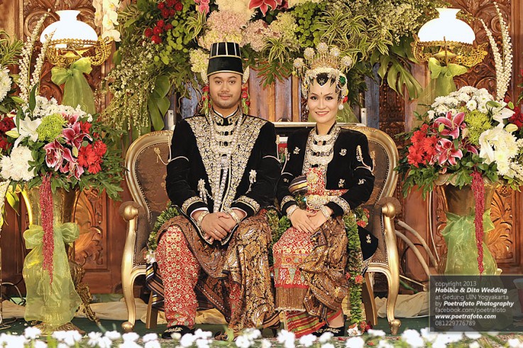 MAKE UP PENGANTIN | RIAS PENGANTIN SEMARANG | RIAS PERNIKAHAN SEMARANG