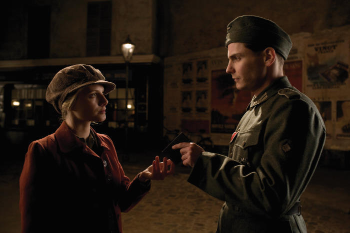 Bastardos sin gloria (HD 720P y español Latino 2009) (2) poster box code