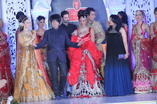 Sizzling Sunny Leone and Sushmita Sen at Rohit Verma's Fashion Show