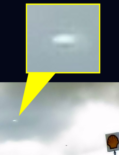 UFO Photographed Over Magnolia, Texas 2-20-15