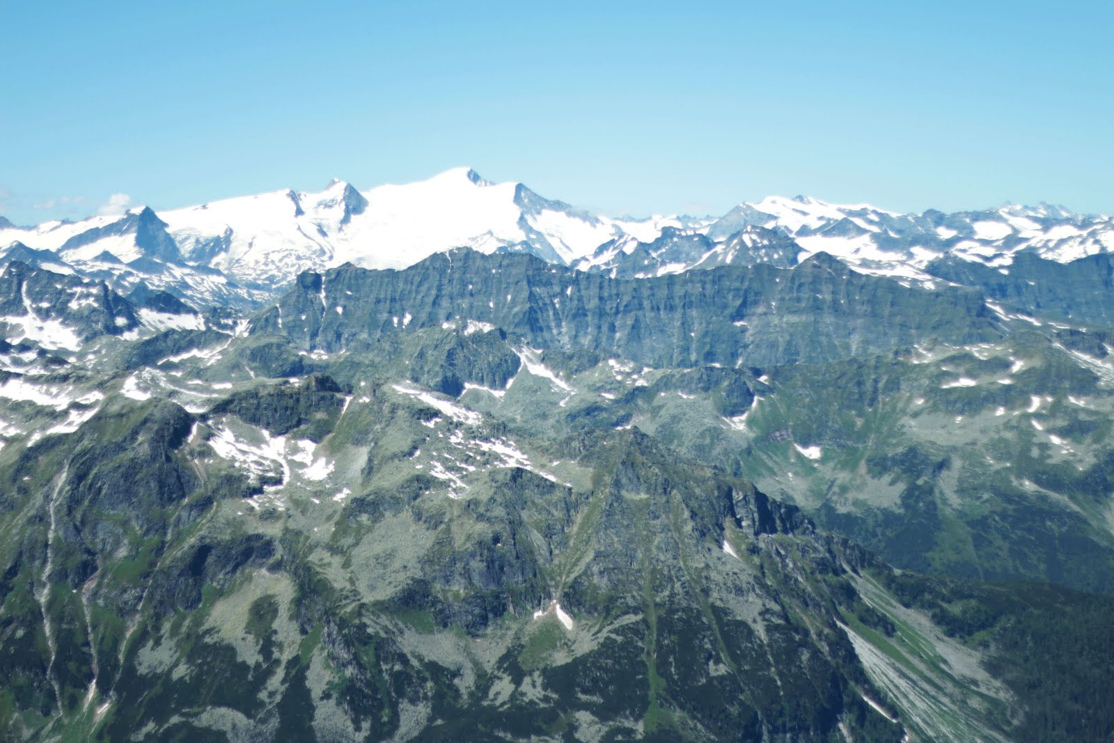 uk travel blogger diary austria kitzsteinhorn mountain veiw