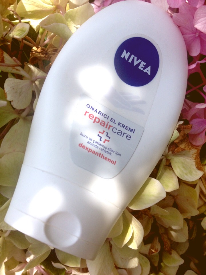 Dilek Nivea Repaircare Onarici El Kremi