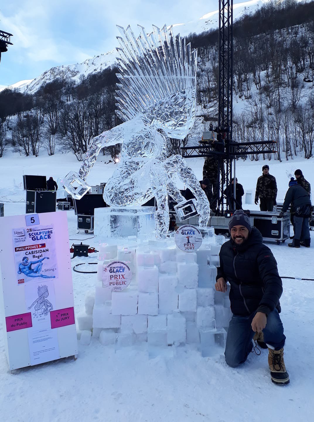 Pinoy sculptor hailed ‘King of Ice Carvings’ in France