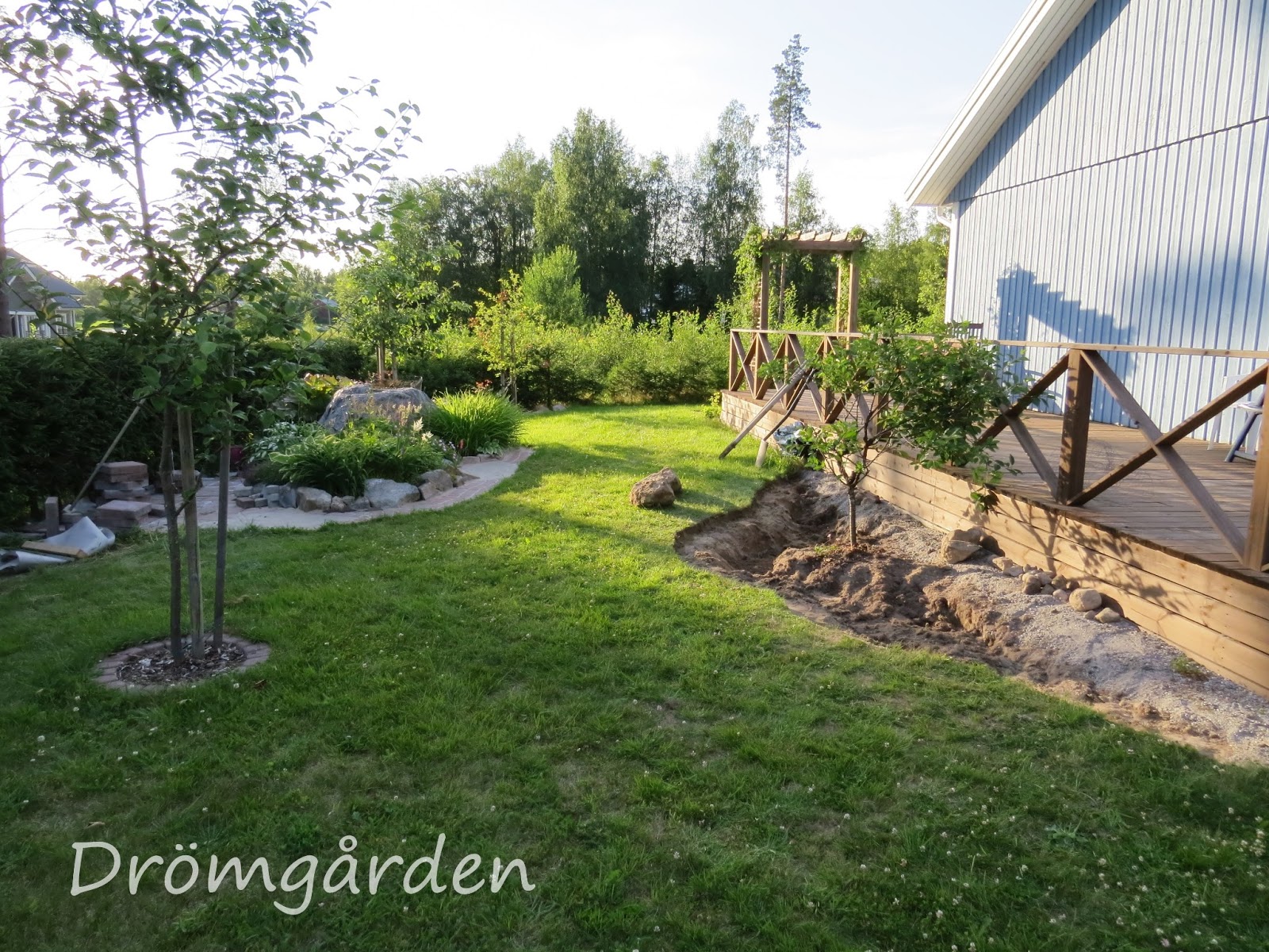 Drömgården: En ny rabatt är född!