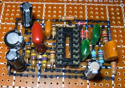 アウトレット・自作BOSS OD-1クアッド/μPC4741/9〜18V電源対応 自作BOSS OD-1クアッド/μPC4741仕様/黄/9〜18V電源対応 自作BOSS OD-