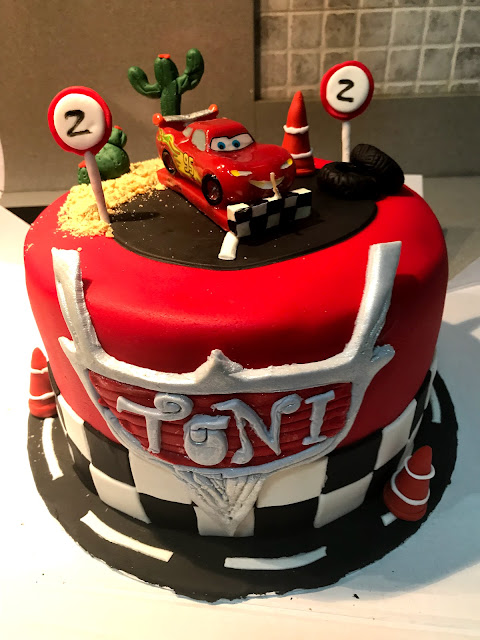 Pastel Fondant - Rayo Mcqueen Pastel Fondant - Rayo Mcqueen