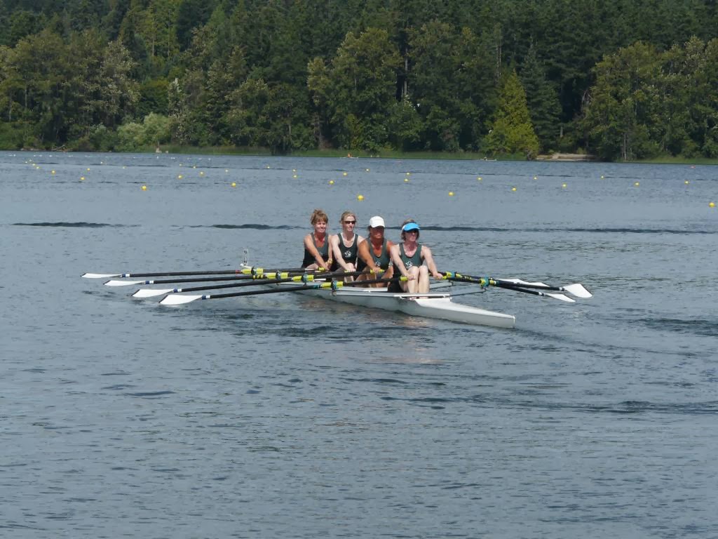 Finishing Strong: I Love Rowing!!!