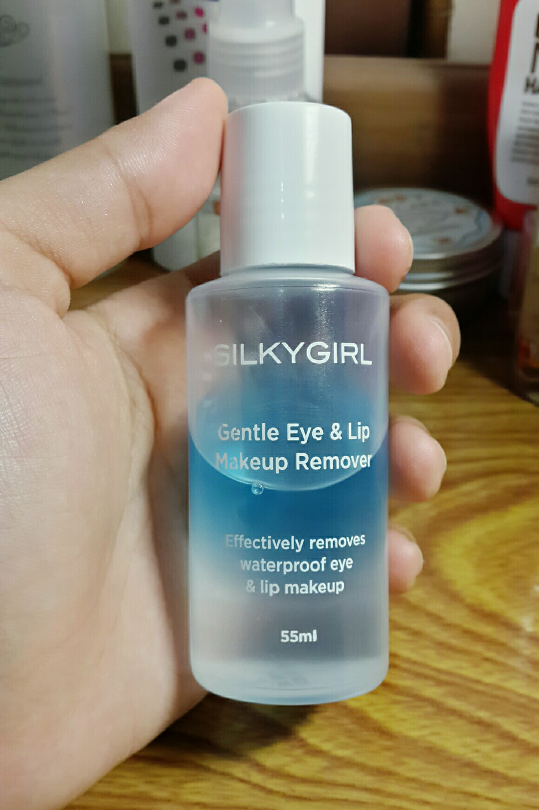Review SILKYGIRL Gentle Eye & Lip Makeup Remover - Makeup Remover Paling Ampuh - oMerryView 
