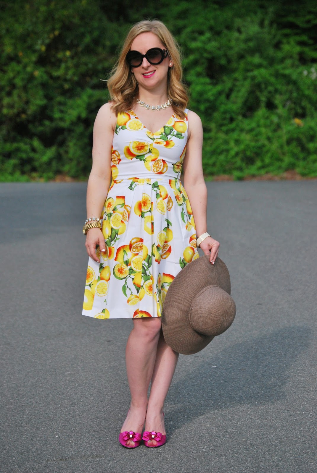 Haute Child in the City, Banana republic, lemon dress, horse race