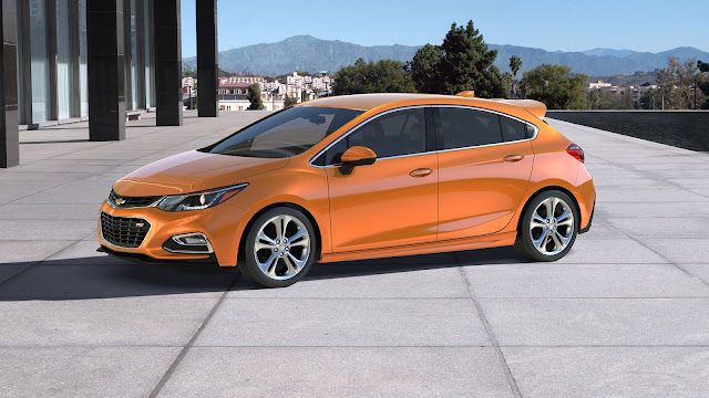 Chevrolet Introduces the 2017 Cruze Hatch