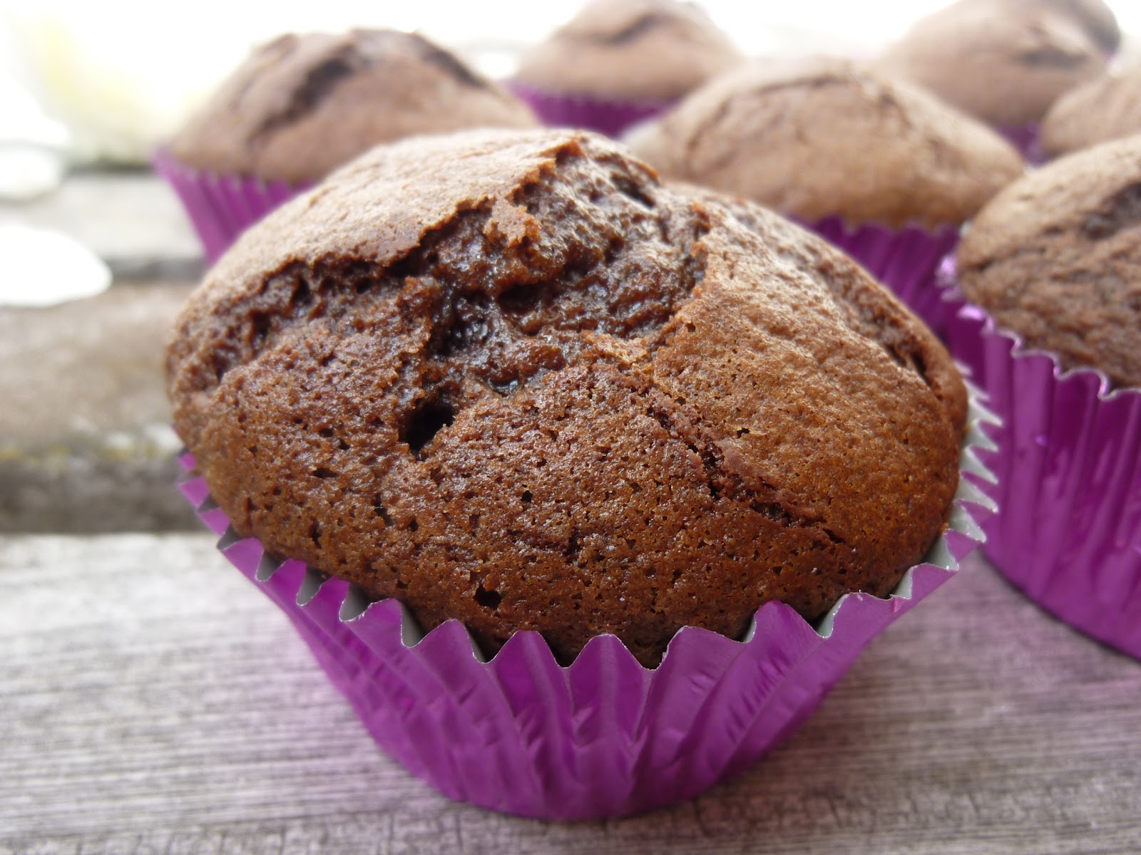 Schokoladen- Cupcakes mit Baiserhaube