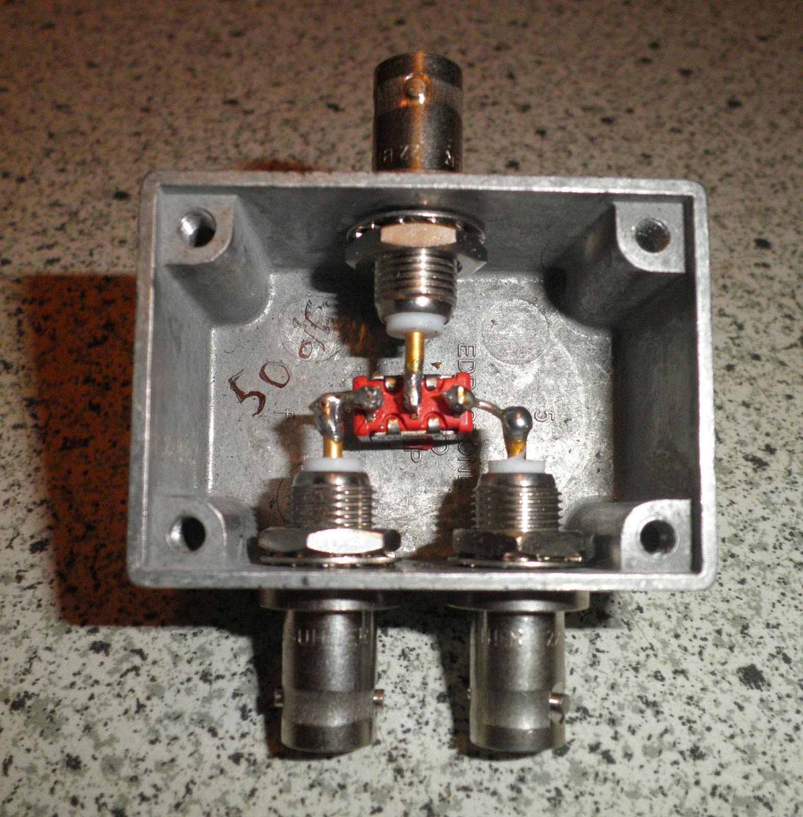 PA1BJ Antennes e.d. Easy to built coax switches