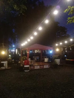 lampu penerang sekaligus dekorasi di nut kopi dan laundry lampu penerang di nut kopi dan laundry