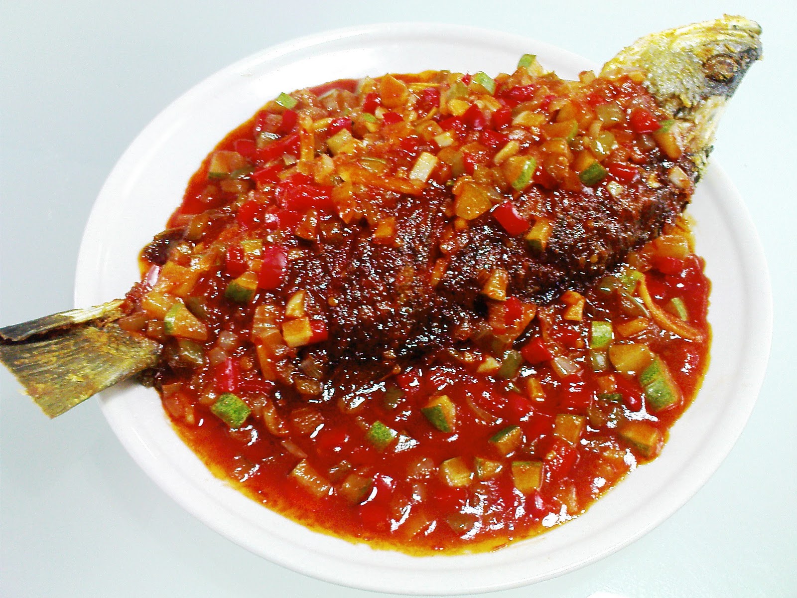 Plain and White: Menu hujung minggu - Siakap 3 rasa dan terung bakar