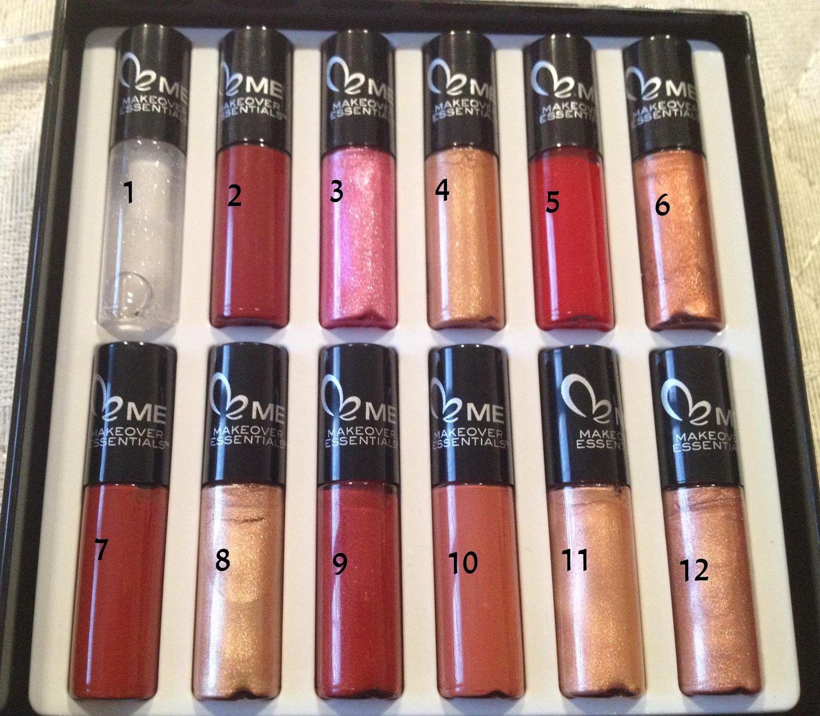 Monochrome and Lace Makeover Essentials 24/7 Makeup Portfolio, Shimmer Brush, Mascara Duo and